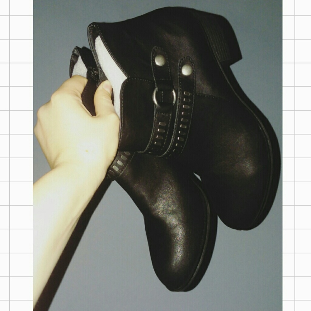 a.n.a Booties